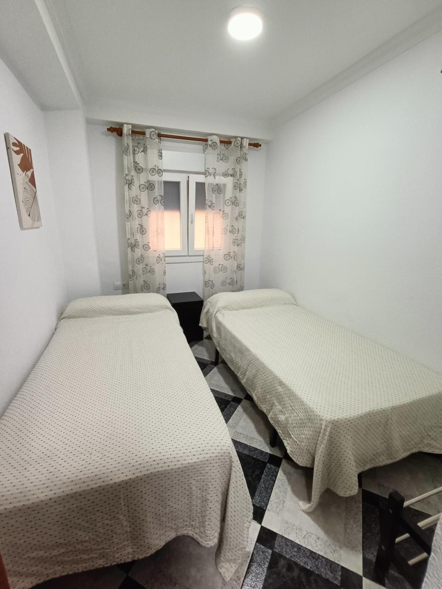 카디스 Piso Calidad Precio Junto A La Playa De La Victoria 아파트 외부 사진